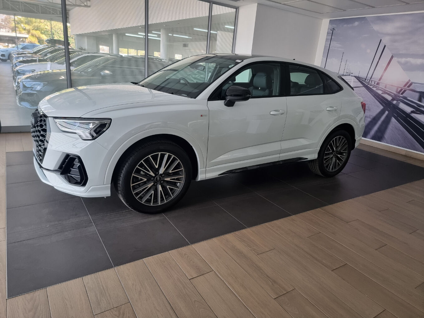 Audi Q3 Sportback  (35 TFSi) Black Edition