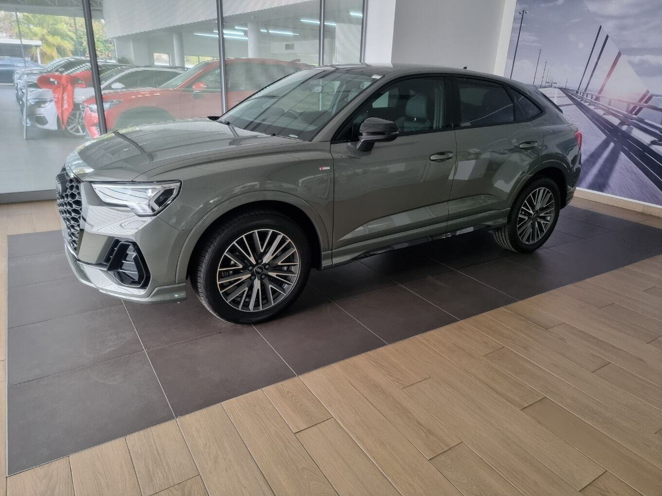 Audi Q3 Sportback  (35 TFSi) Black Edition