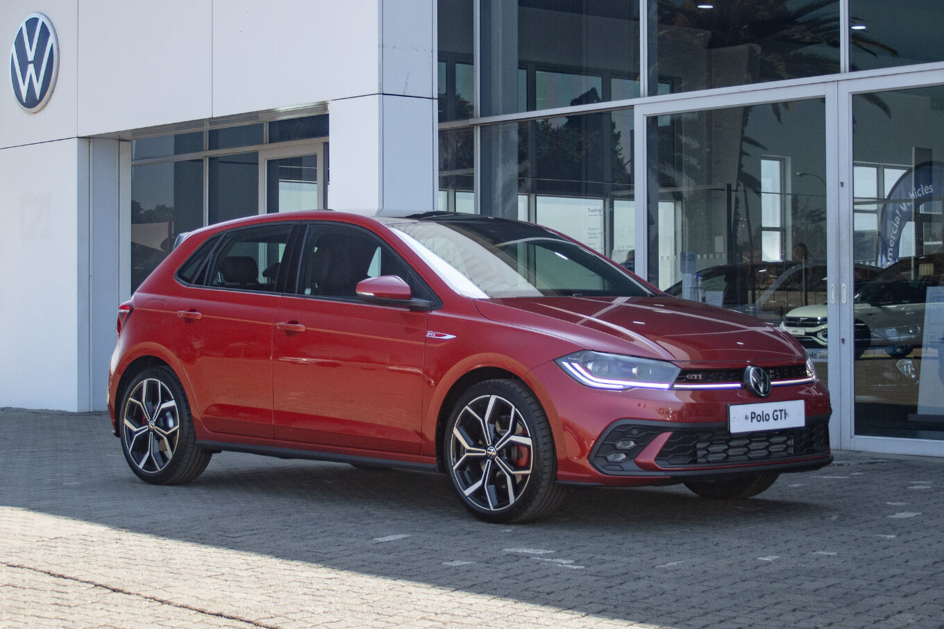 Volkswagen (VW) Polo GTi 2.0 DSG (147 kW)