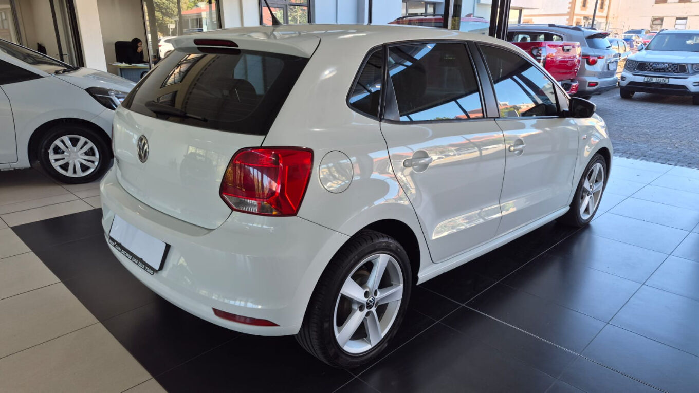 VOLKSWAGEN POLO VIVO 1.6 HIGHLINE (5DR) George 3463439
