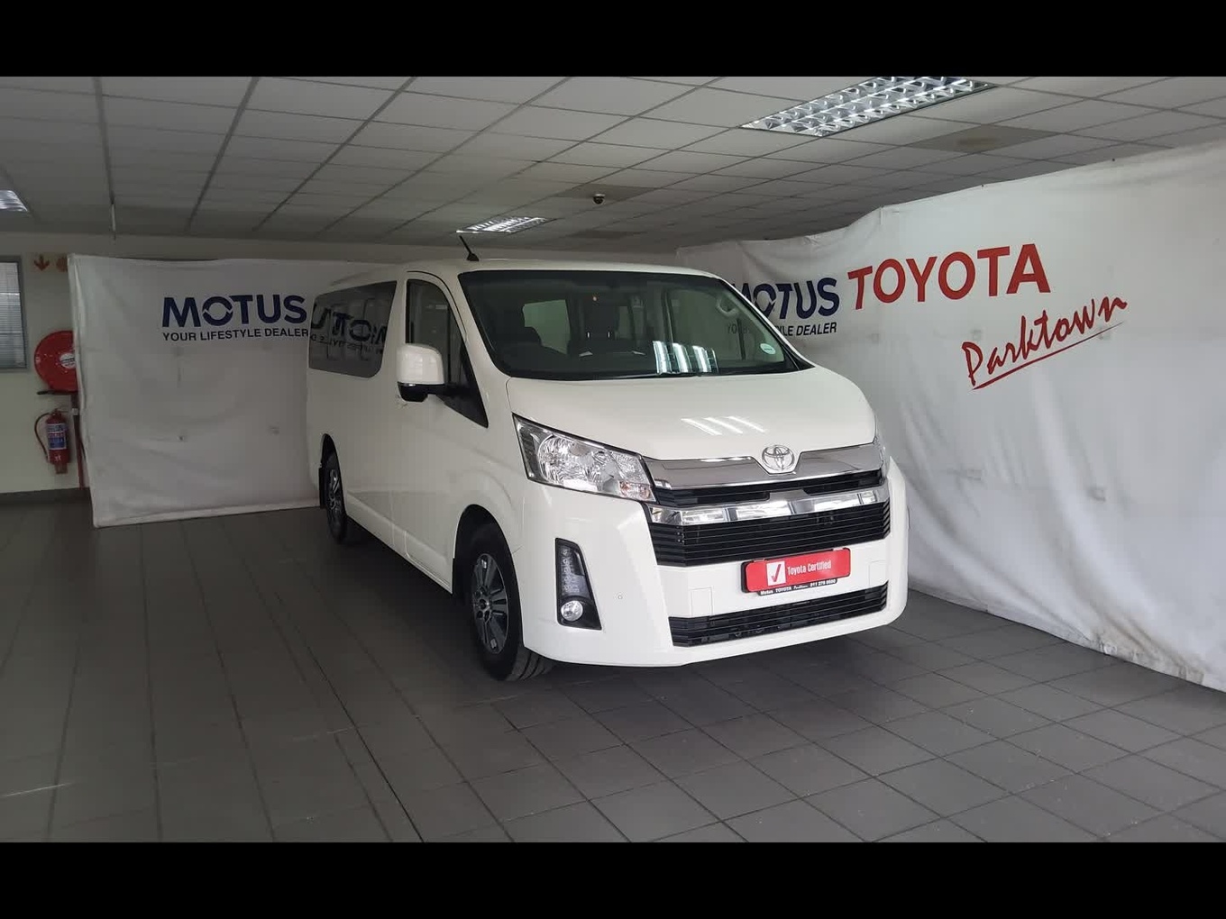 Toyota Quantum 2.8 GL 11 Seater