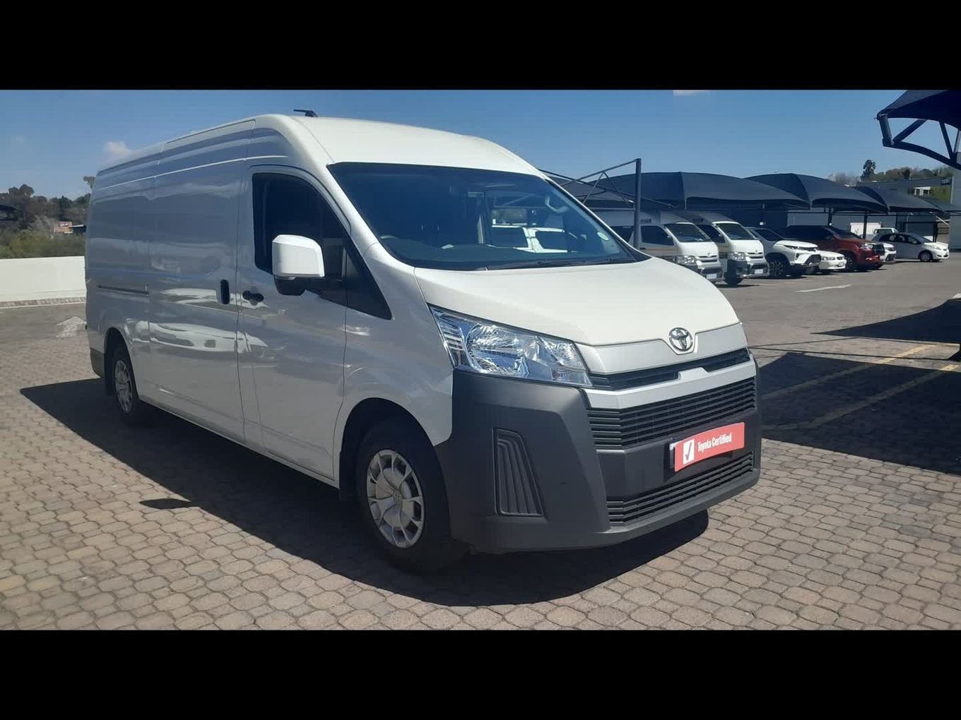 Toyota Quantum 2.8 SLWB Panel Van