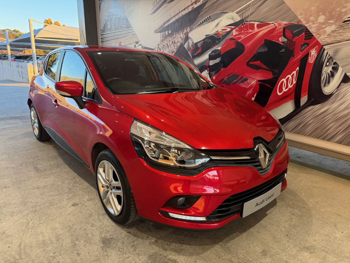 Renault Clio IV 900T (66kW) Expression 5 Door
