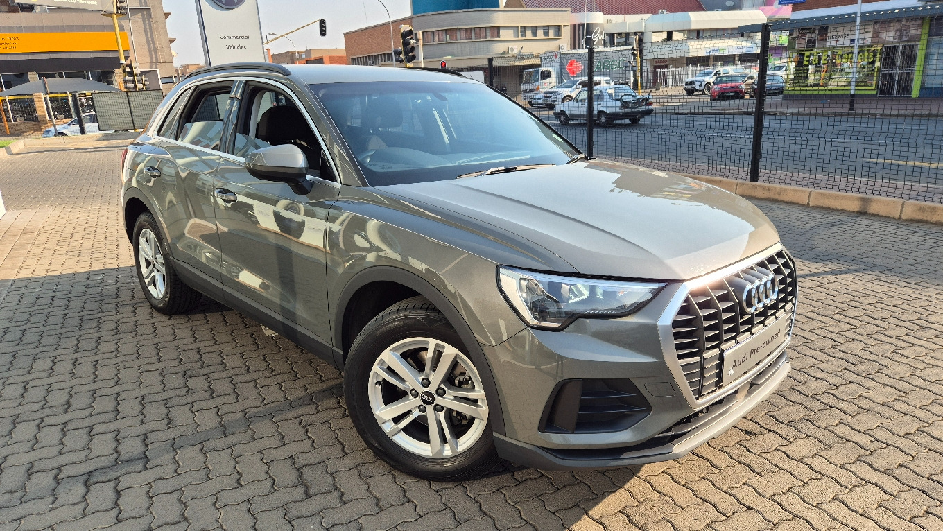 Audi Q3 1.4T S-Tronic Urban Edition (35TFSI)