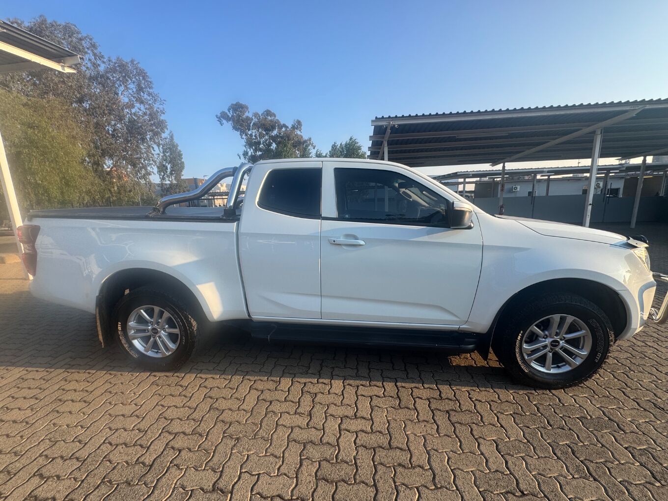 ISUZU D-MAX 1.9 Ddi HR LS E-CAB Bloemfontein 7509996