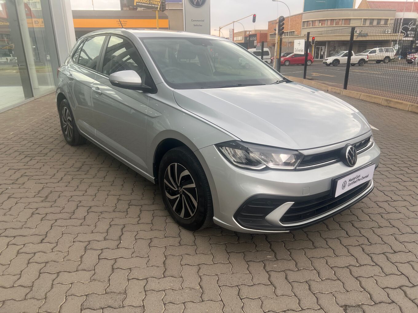 Volkswagen (VW) Polo Hatch 1.0 TSI (70 kW)