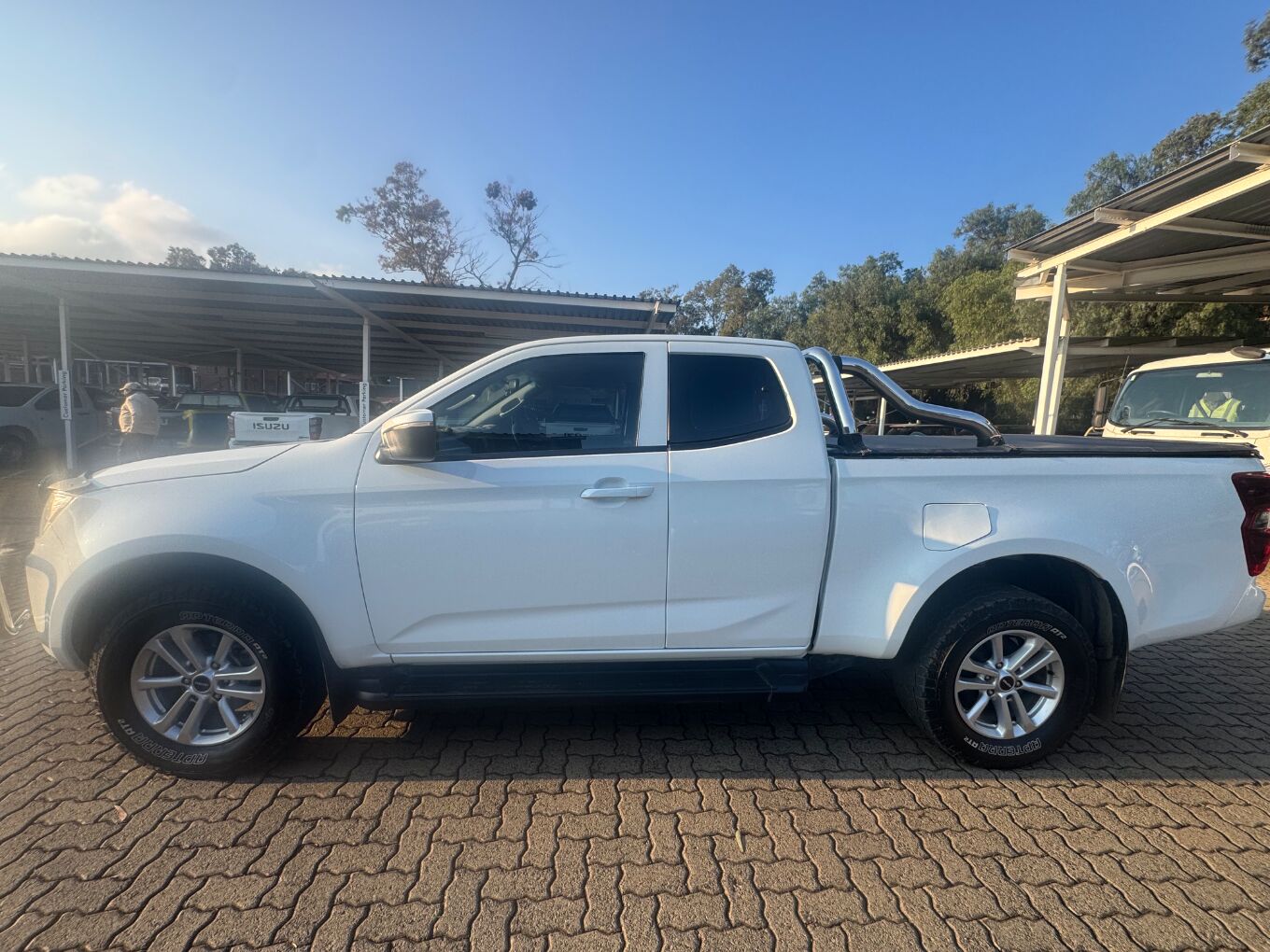 ISUZU D-MAX 1.9 Ddi HR LS E-CAB Bloemfontein 3509996