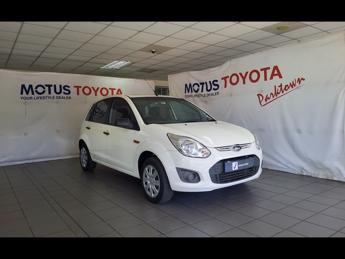 Ford Figo 1.4i Ambiente 5-Door Hatch Back