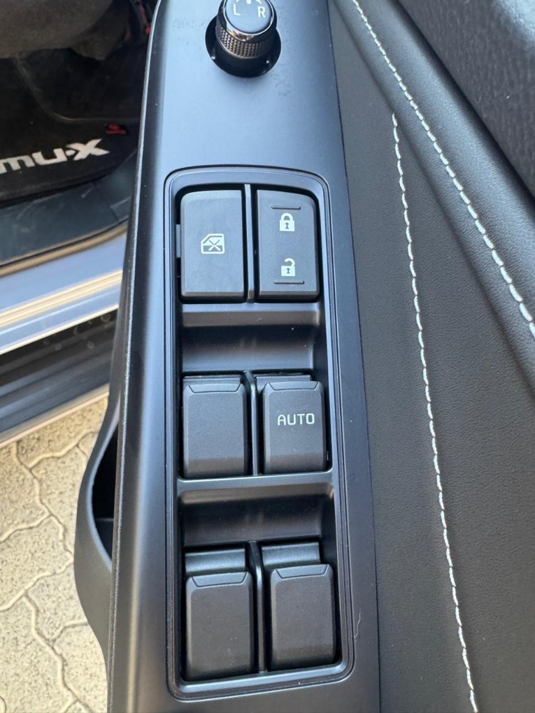 ISUZU MU-X 3.0D LS A/T Bloemfontein 18473630