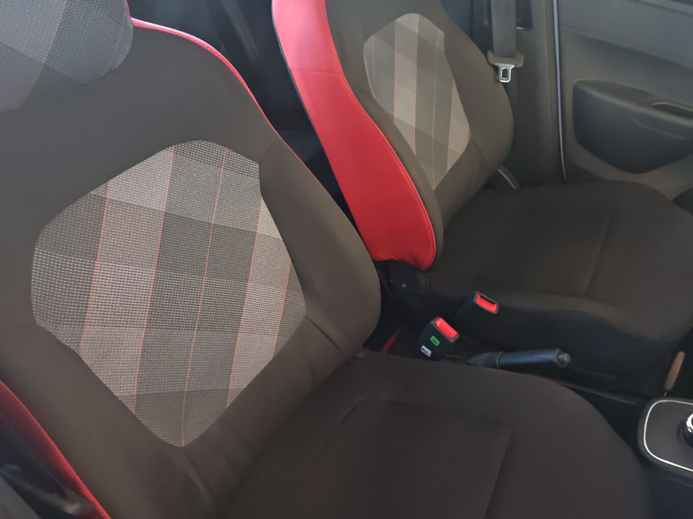 RENAULT KWID 1.0 DYNAMIQUE / ZEN / TECHNO 5DR AMT Pretoria 11374445