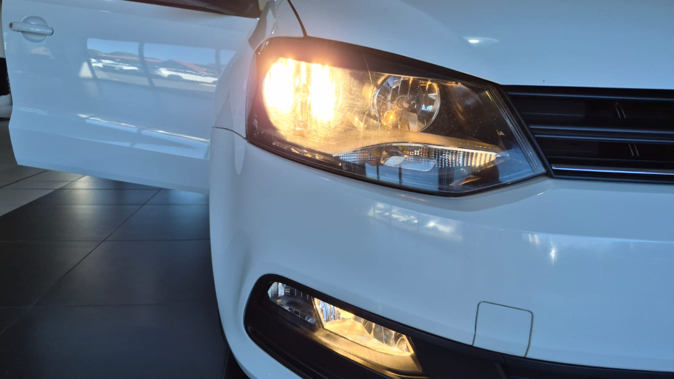 VOLKSWAGEN POLO VIVO 1.6 HIGHLINE (5DR) George 14463439
