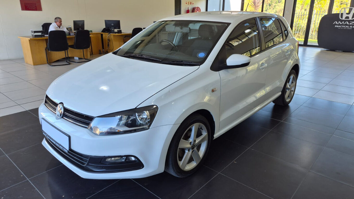 VOLKSWAGEN POLO VIVO 1.6 HIGHLINE (5DR) George 2463439