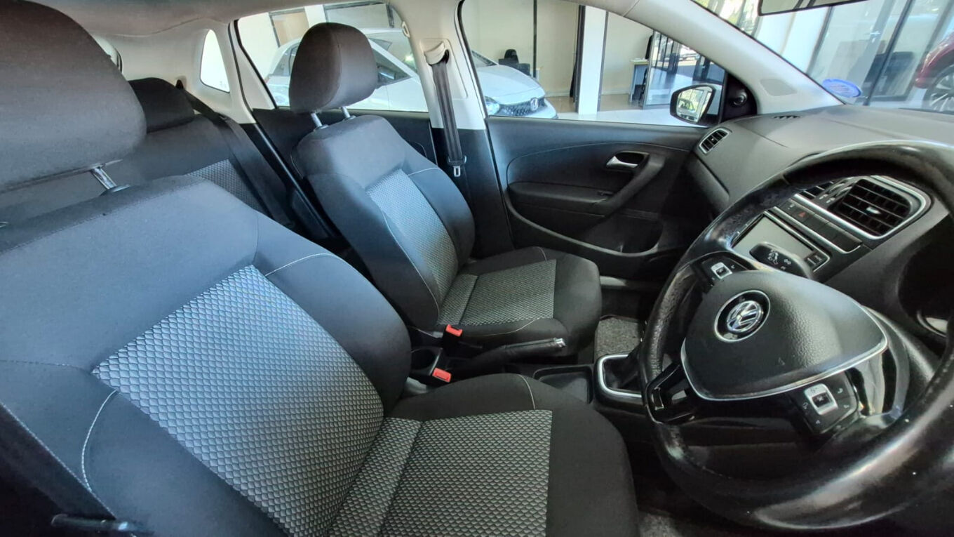 VOLKSWAGEN POLO VIVO 1.6 HIGHLINE (5DR) George 11463439
