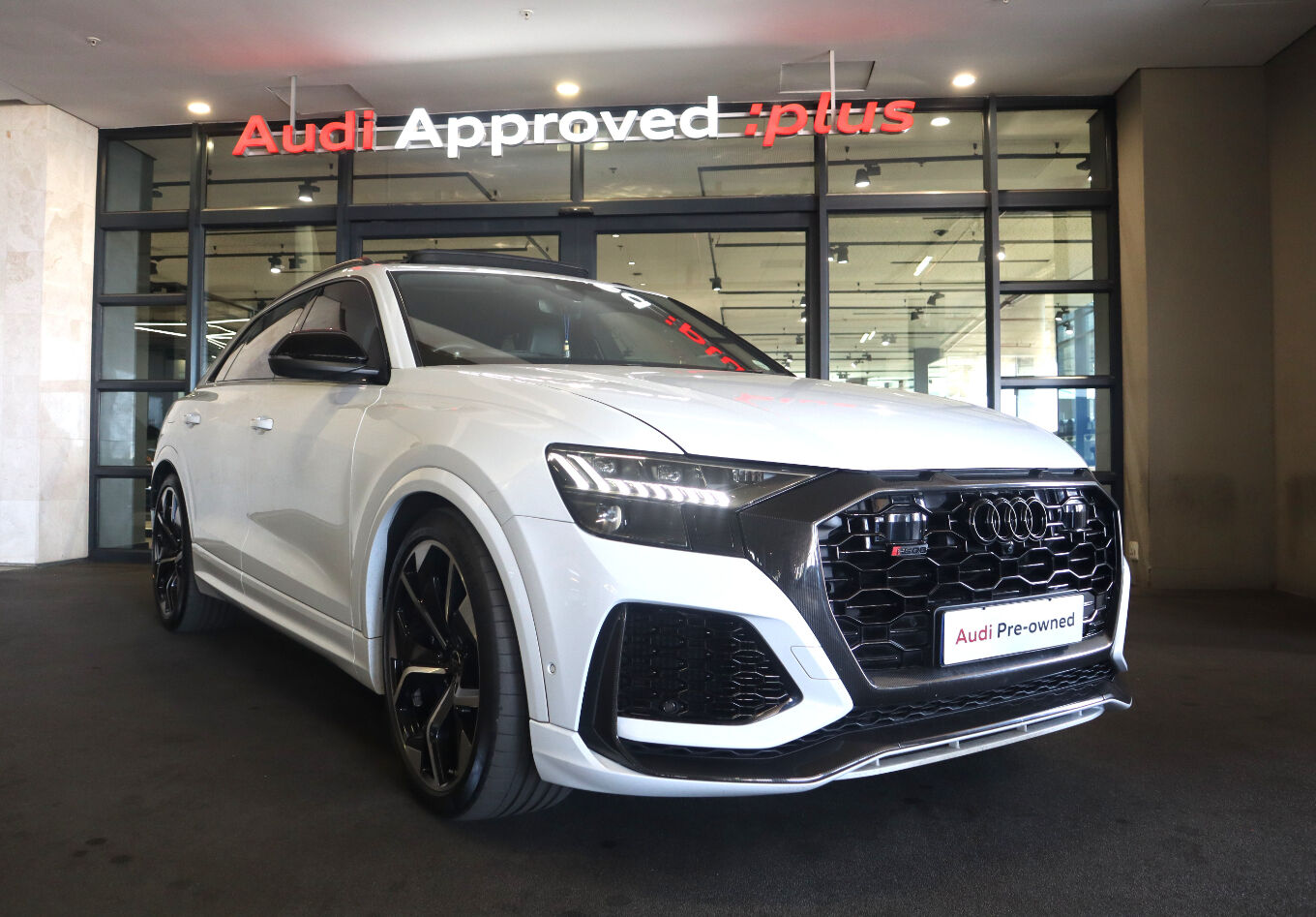 Audi RS Q8 Quattro (441kW)