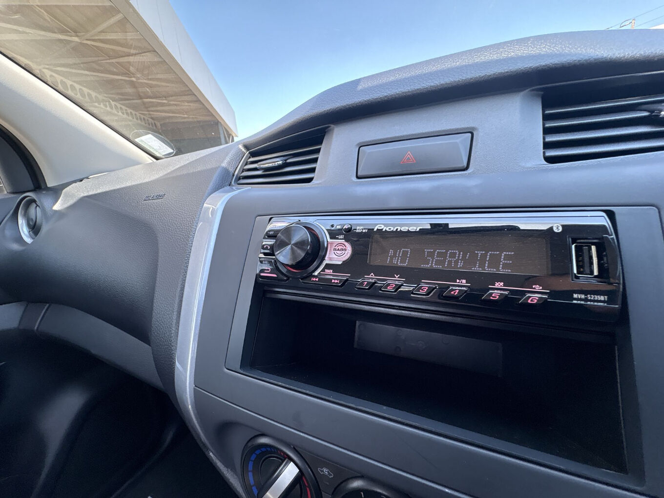 NISSAN NAVARA 2.5DDTI XE S/C P/U Boksburg 16400939