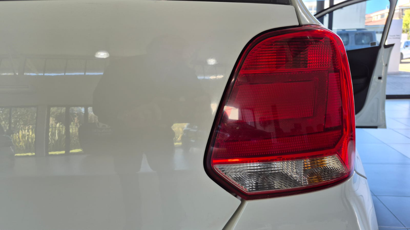 VOLKSWAGEN POLO VIVO 1.6 HIGHLINE (5DR) George 15463439