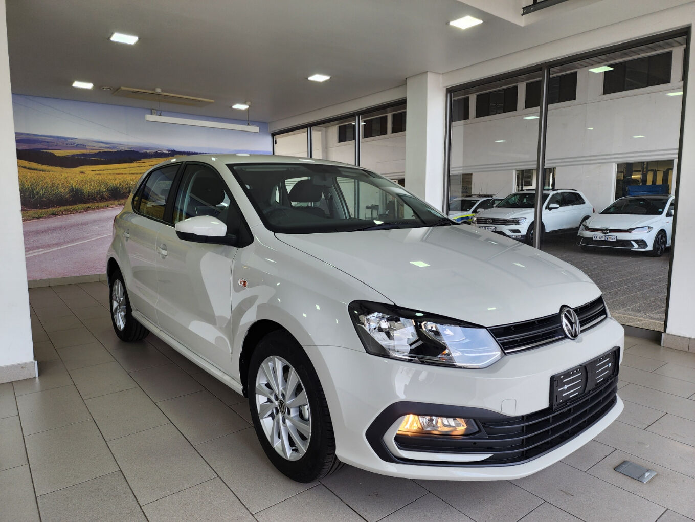 Volkswagen (VW) Polo Vivo 1.4 Hatch Life