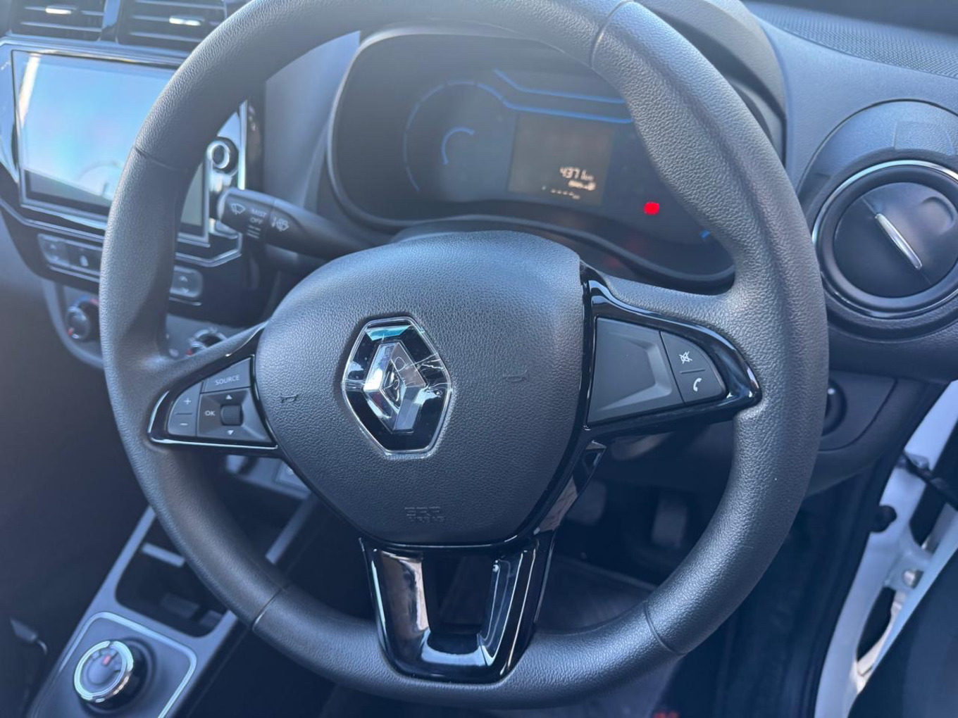 RENAULT KWID 1.0 DYNAMIQUE / ZEN / TECHNO 5DR AMT Bloemfontein 10493293