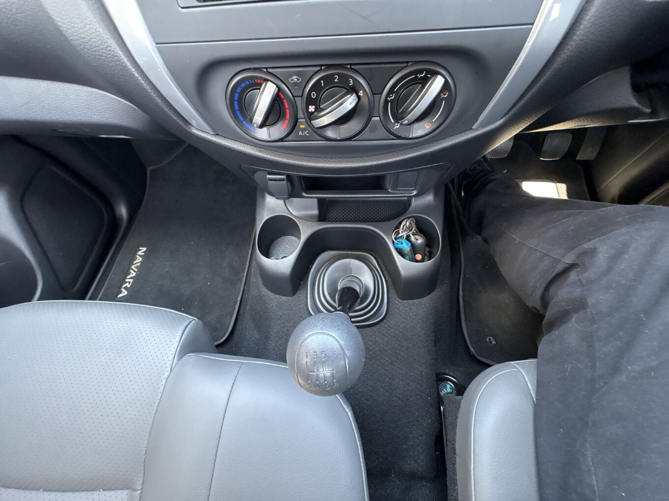 NISSAN NAVARA 2.5DDTI XE S/C P/U Boksburg 11400939