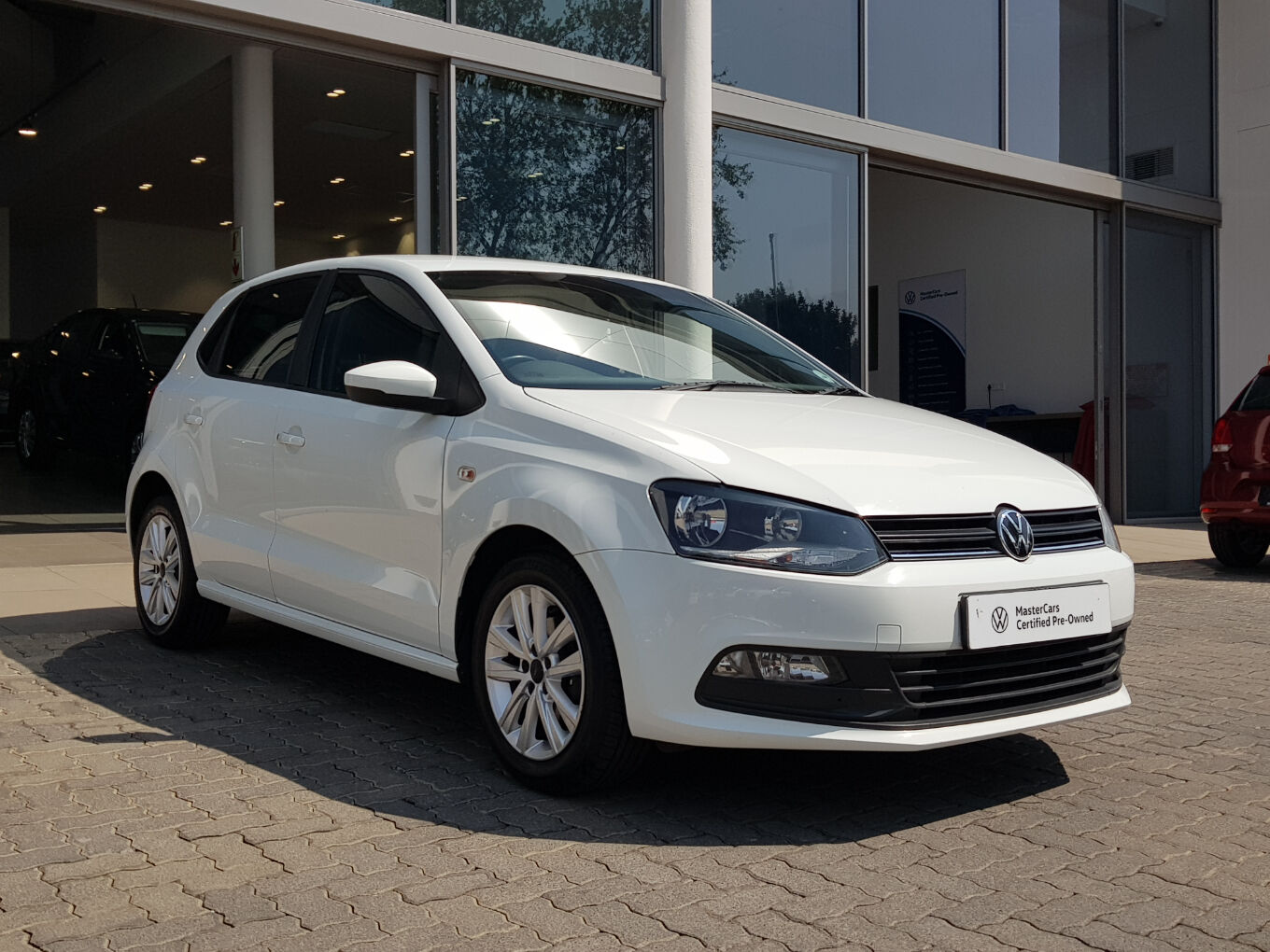 Volkswagen (VW) Polo Vivo 1.6 Hatch Highline 5 Door