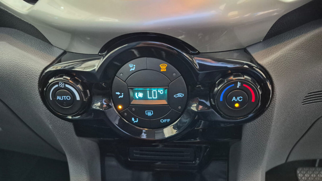 FORD ECOSPORT 1.5TiVCT TITANIUM P/SHIFT George 8475638