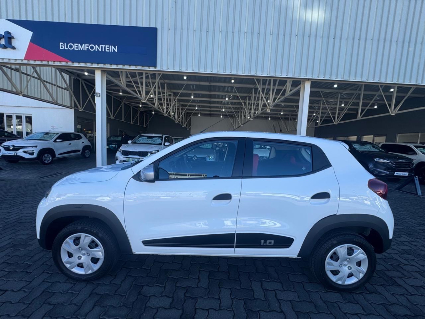 RENAULT KWID 1.0 DYNAMIQUE / ZEN / TECHNO 5DR AMT Bloemfontein 3493293