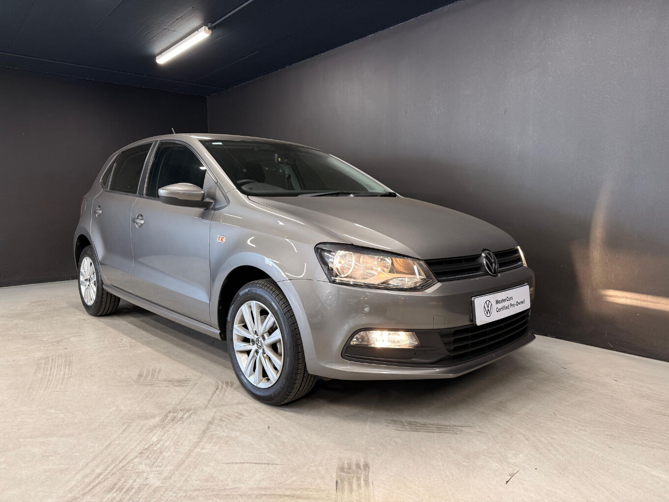 Volkswagen (VW) Polo Vivo 1.6 Hatch Comfortline Tiptronic 5 Door
