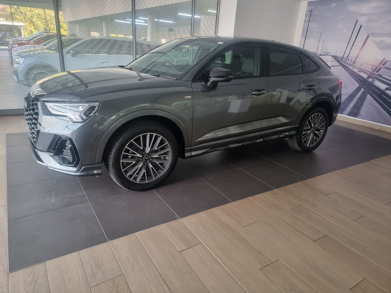 Audi Q3 Sportback  (35 TFSi) Black Edition