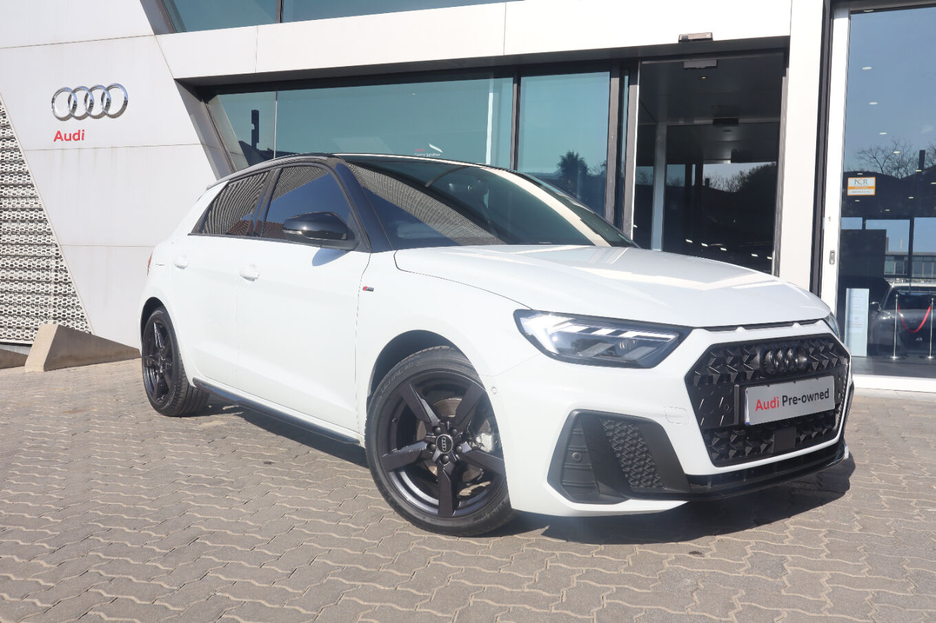 Audi A1 Sportback 1.0 T FSi Black Edition S-tronic (30 TFSI)